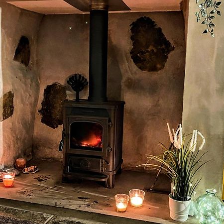 Mynydd A Mor Villa Trevor Екстериор снимка